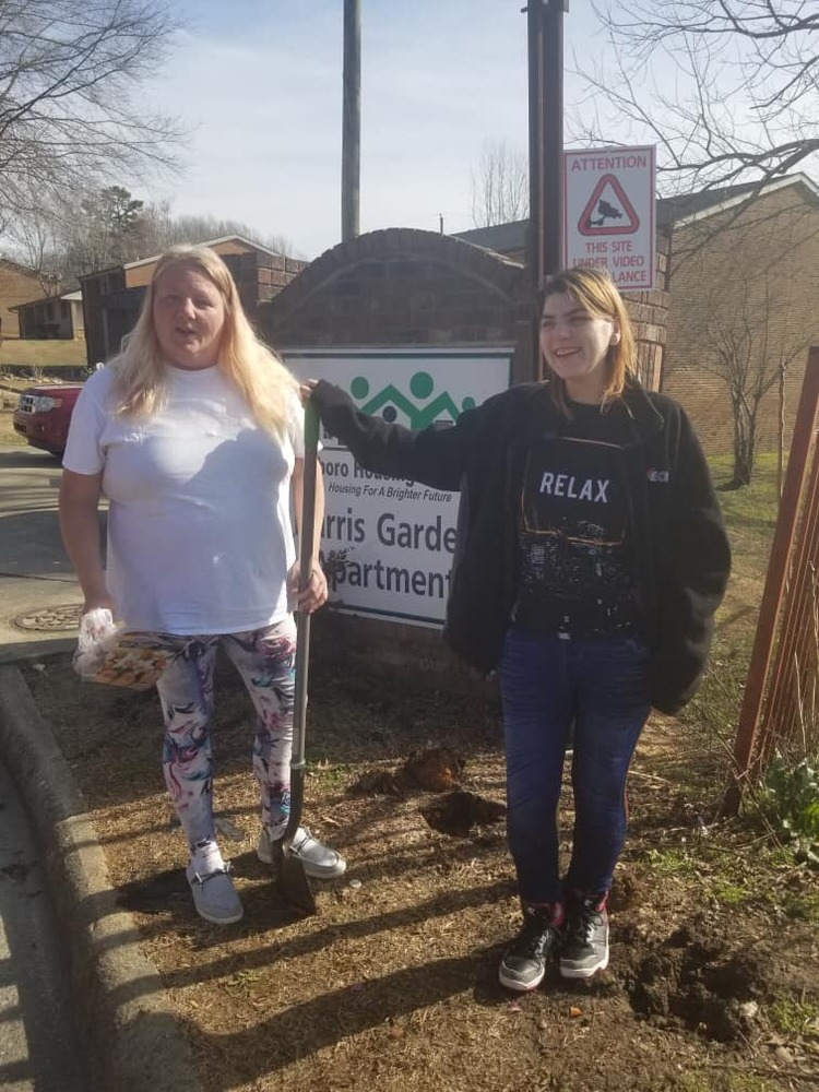 Shirley and Amber Plant Bulbs.